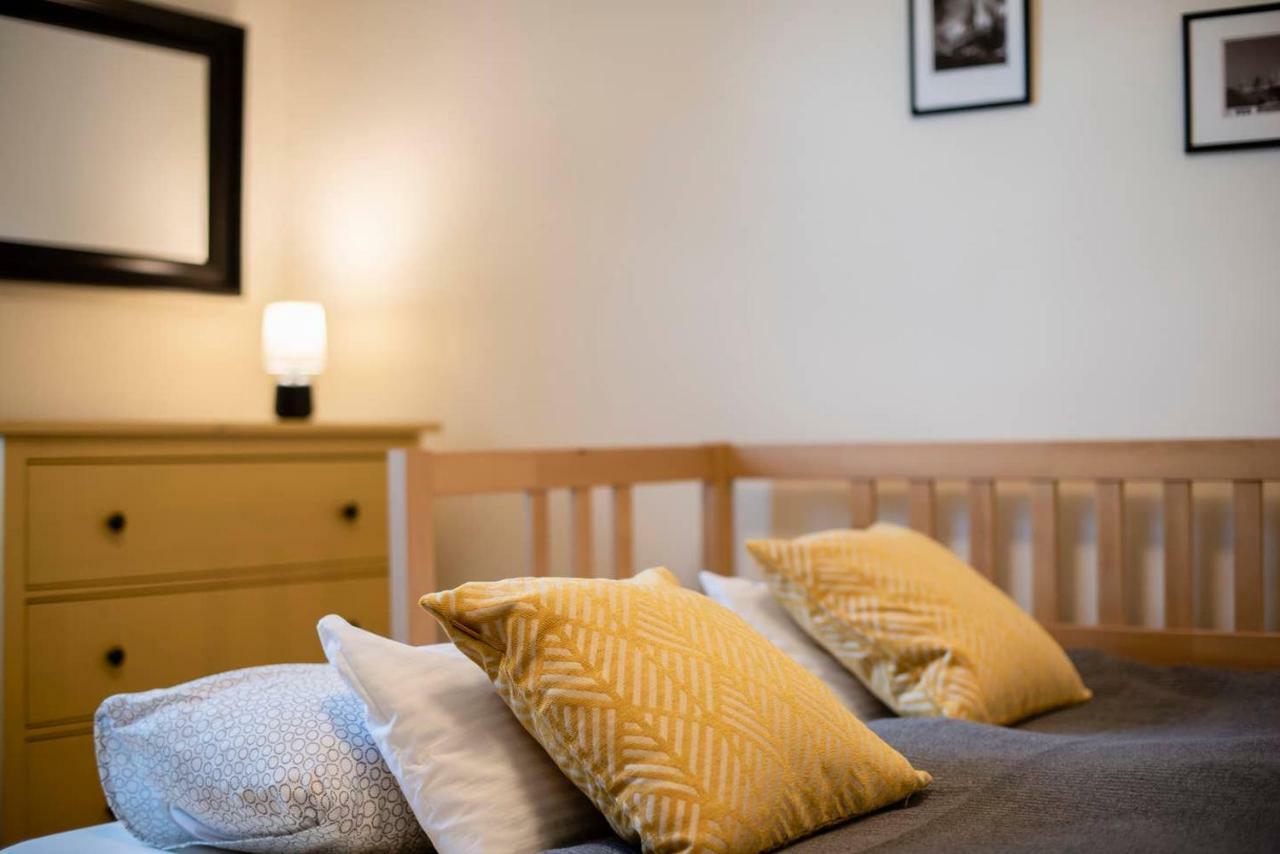 Viola Family Apartman Free Parking Печ Екстер'єр фото